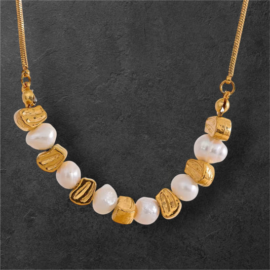 Korea Necklace