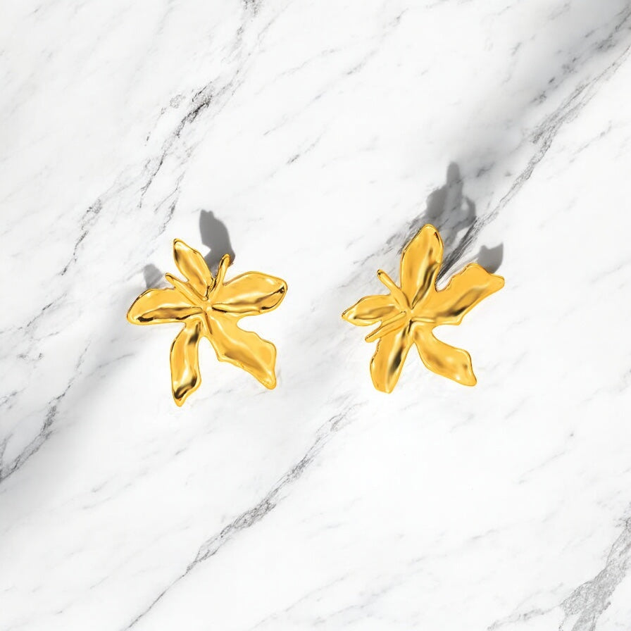 Lilia Earrings - Available for Preorder!
This product is currently out of stock.