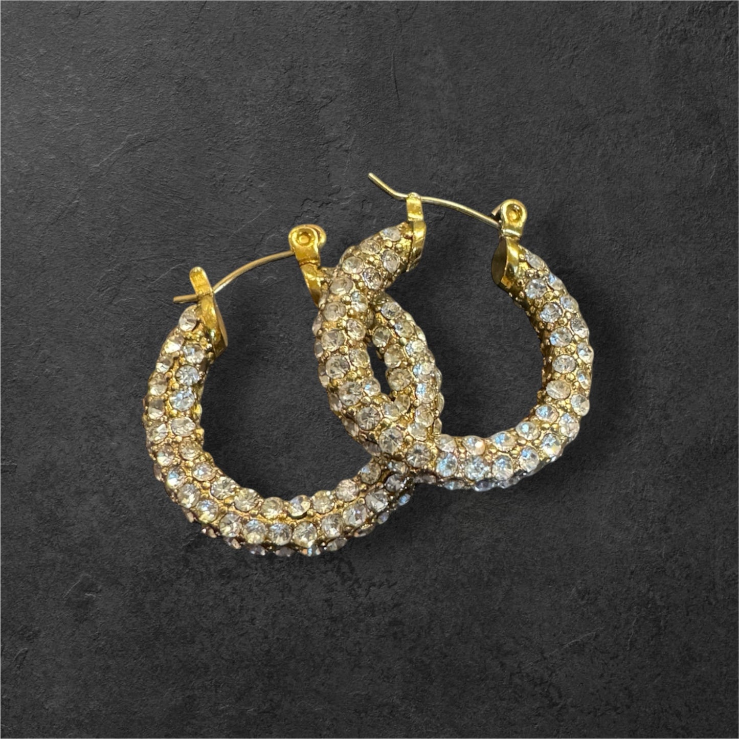 Peteria Earrings