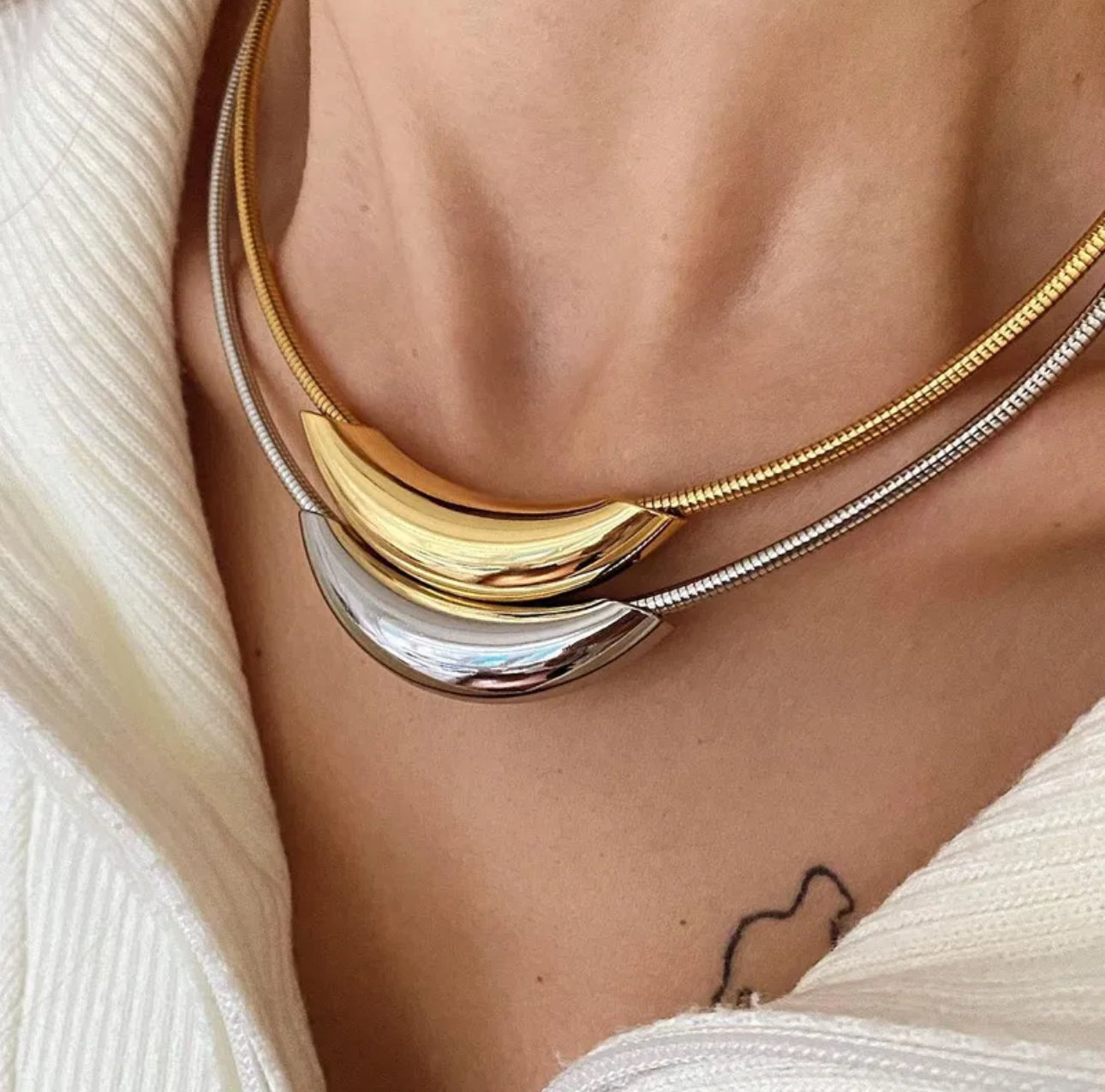 Tina Choker Necklace