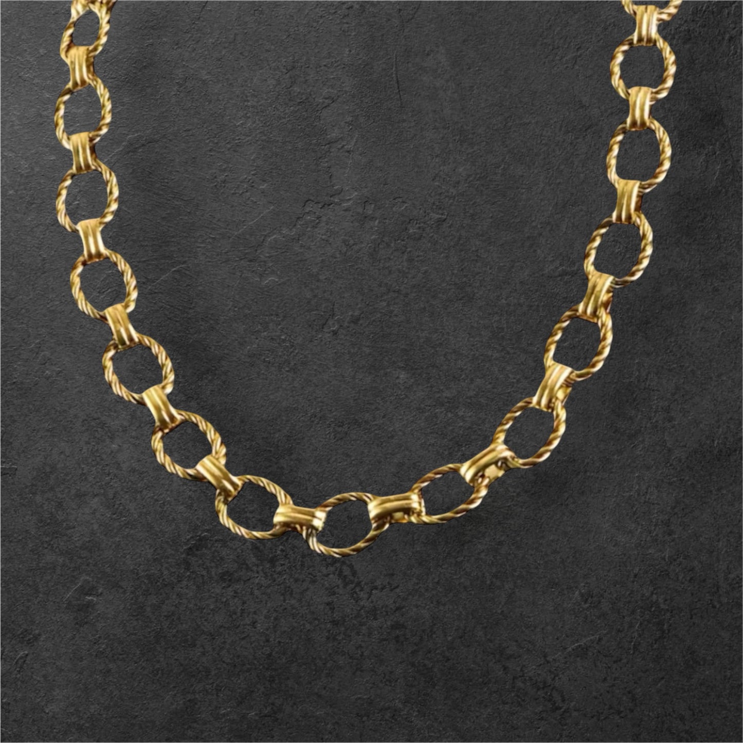 Aeris Chain Necklace